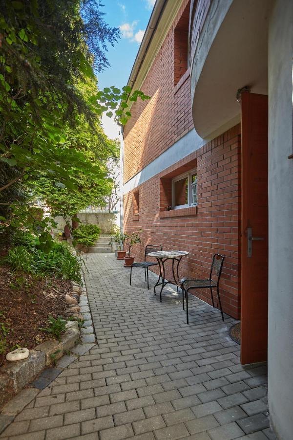 Villa In Bio Garden - You Will Save Money Here Πράγα Εξωτερικό φωτογραφία